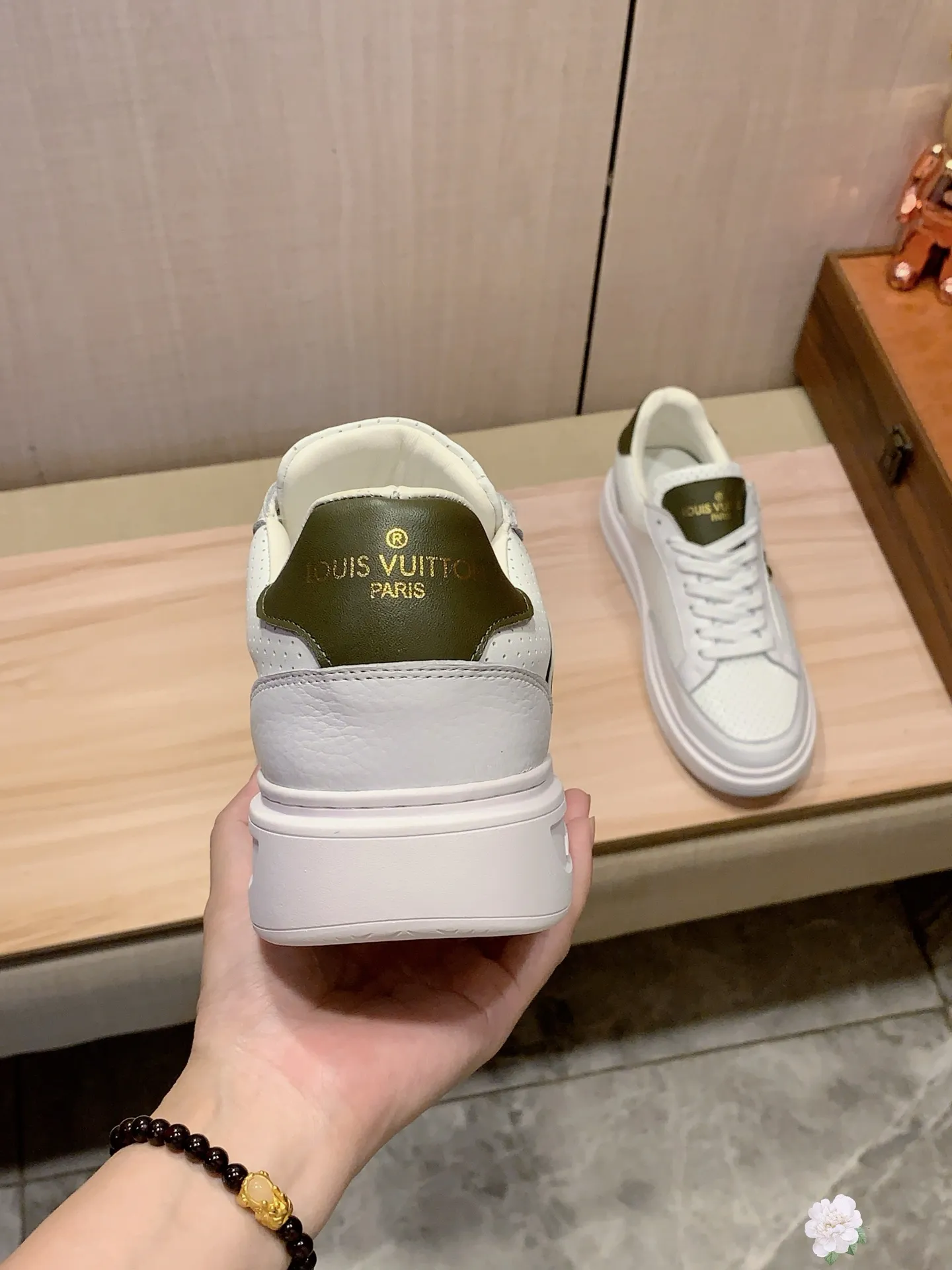 Men's Men's Shoes 💰420💰💰🎩🎩[Lightning][Lightning] "Lv*" The latest and most popular casual shoes, top brands [Seduce] Luxury ~ Purchasing Agency, Top ~ Quality. [Strong] The upper is made of imported breathable cowhide with material ➕ breathable sheepskin feet (•) and fine workmanship. Original stylish and stylish soft rubber wear-resistant and non-slip outsole, light and comfortable on the feet, the real thing looks better when taken in real life, 413: code: 38-44, 6️⃣ colors selected